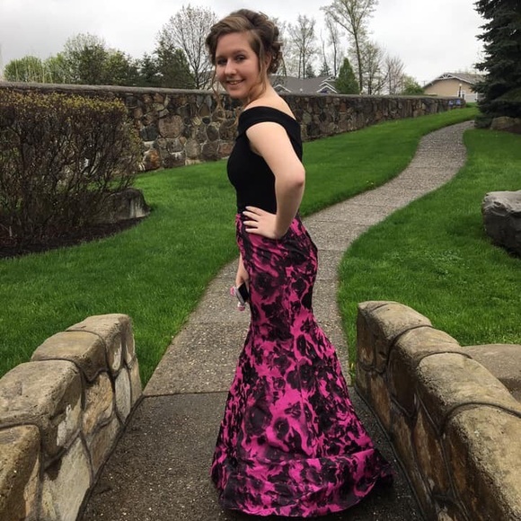 Mermaid Prom Dress - Picture 4 of 4